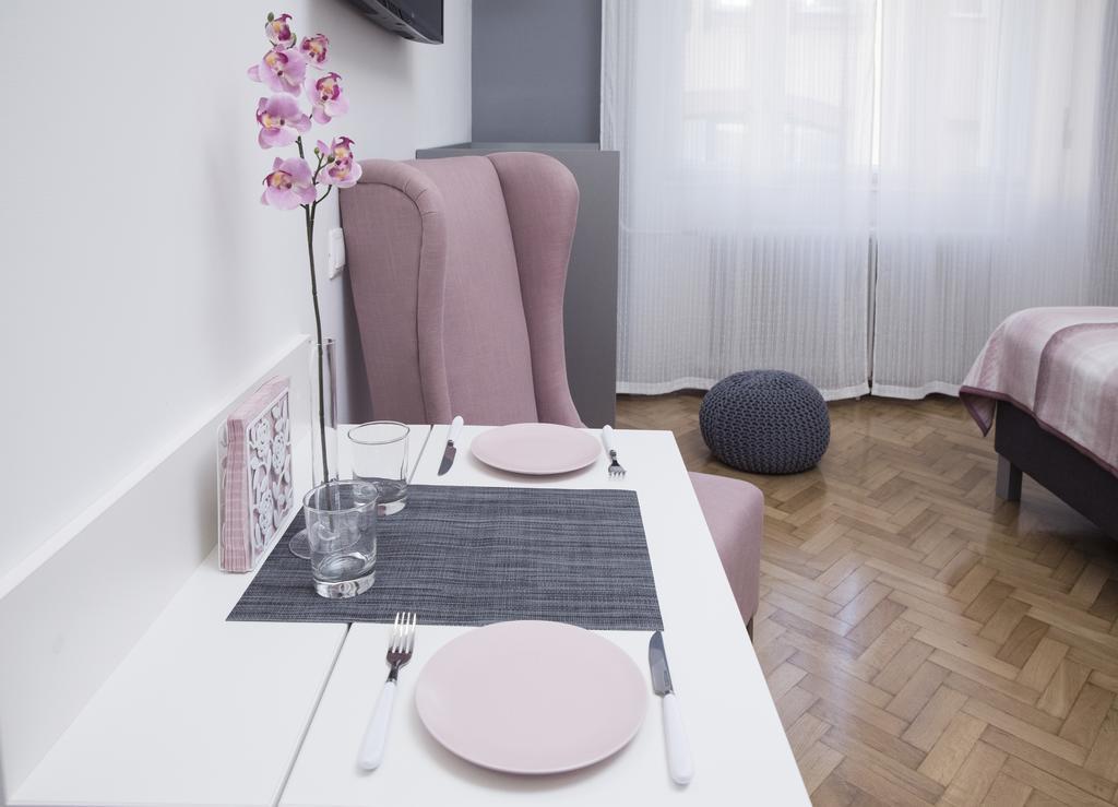 Dom Apartman Сегед Экстерьер фото